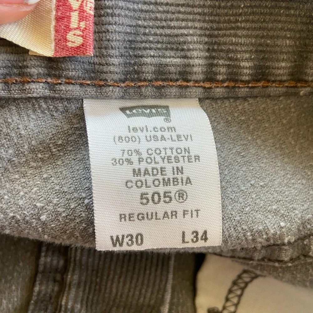 Levi’s 505 REGULAR FIT CORDUROY JEANS